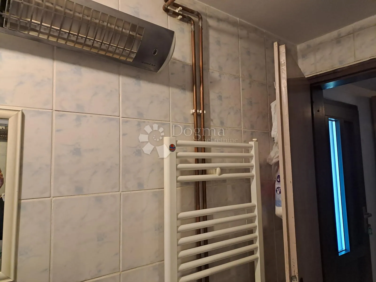 savršen dom na vrhu brda - slika 7