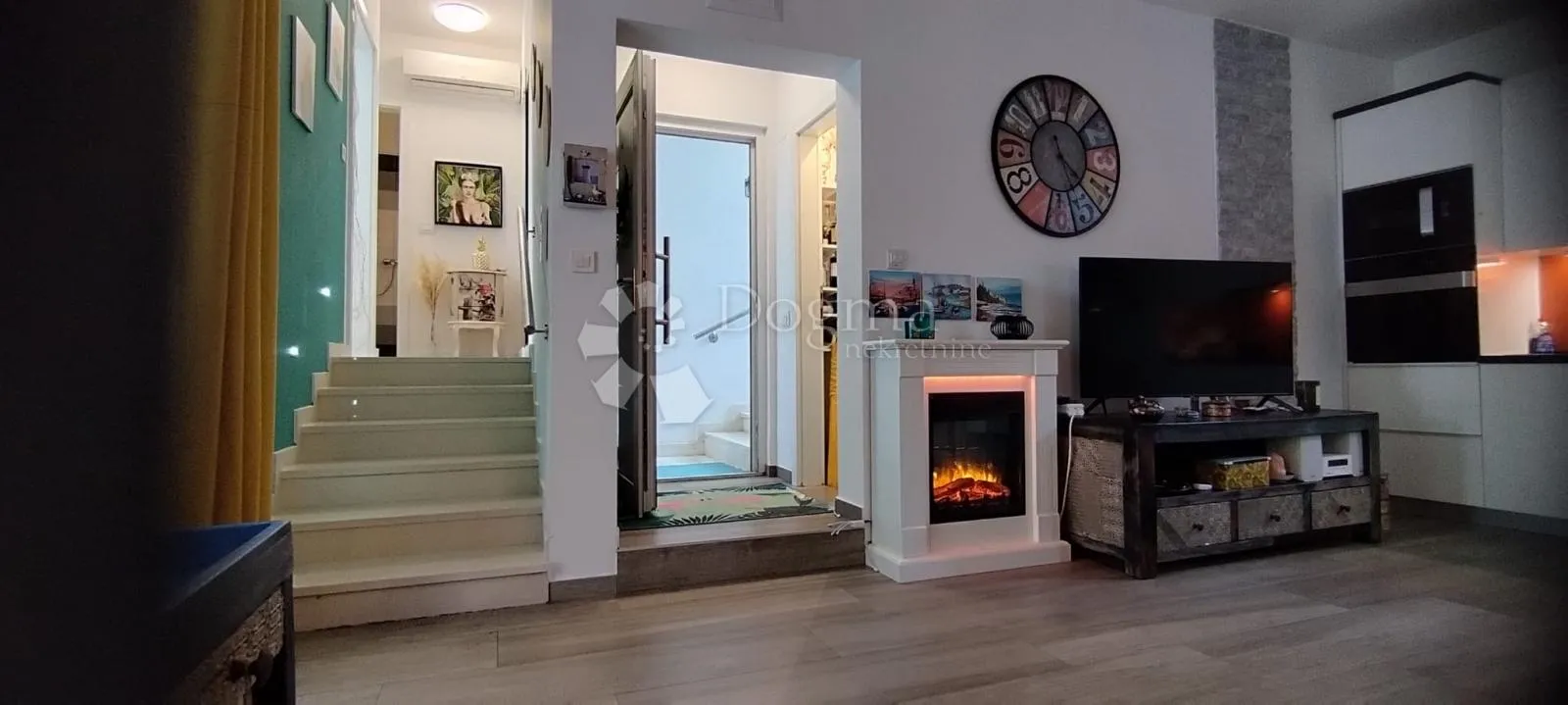 njivice apartman 150 m od mora - slika 2