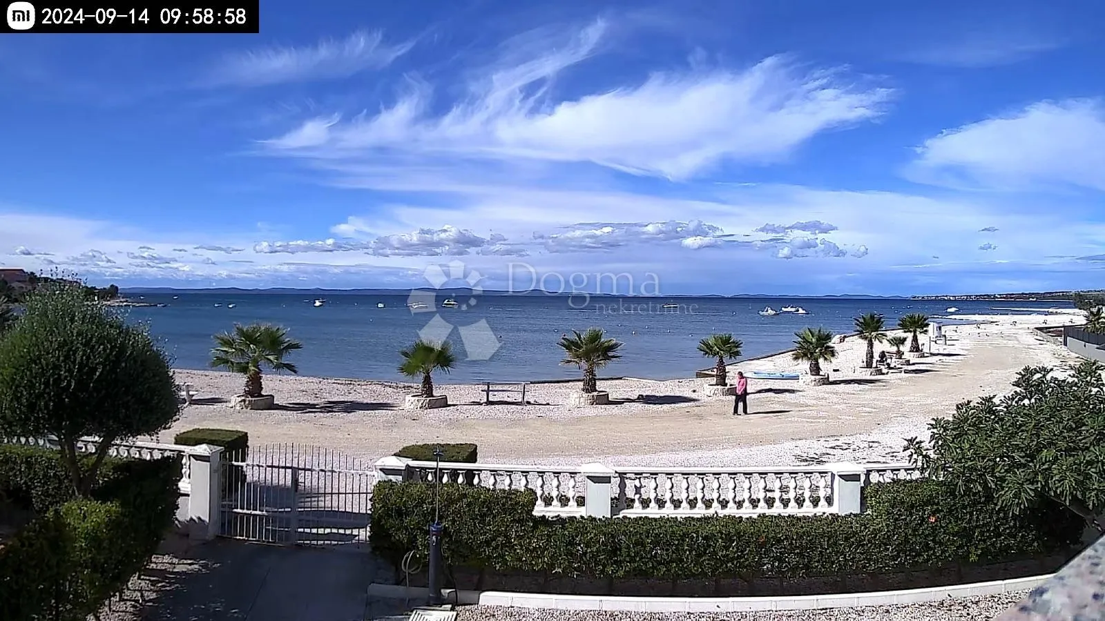 vir prodaje se apartman na atraktivnoj plaži 10 m od mora - slika 7