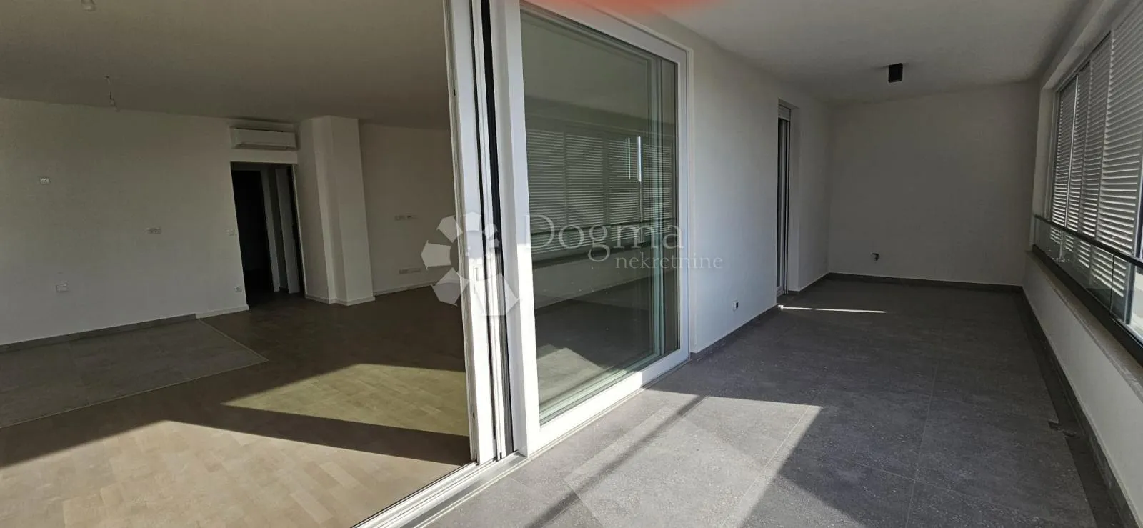 trosobni stan, penthouse, novogradnja, useljivo! - slika 3