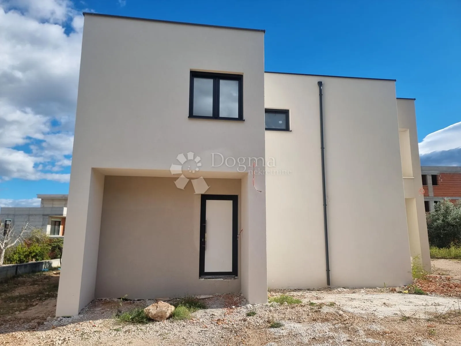 vodice - moderna villa s bazenom - slika 8