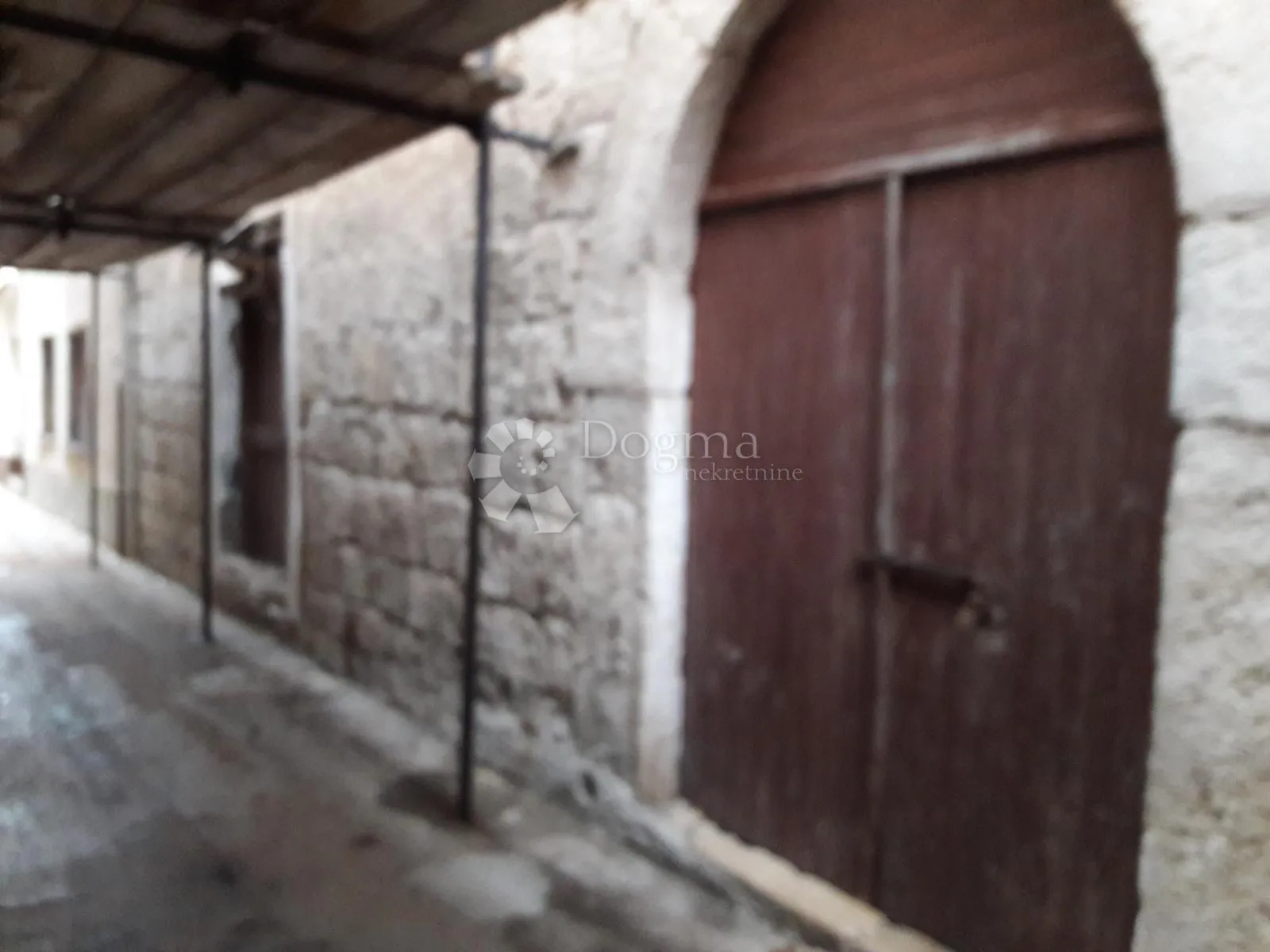 palača iz xv.st., pag - slika 11