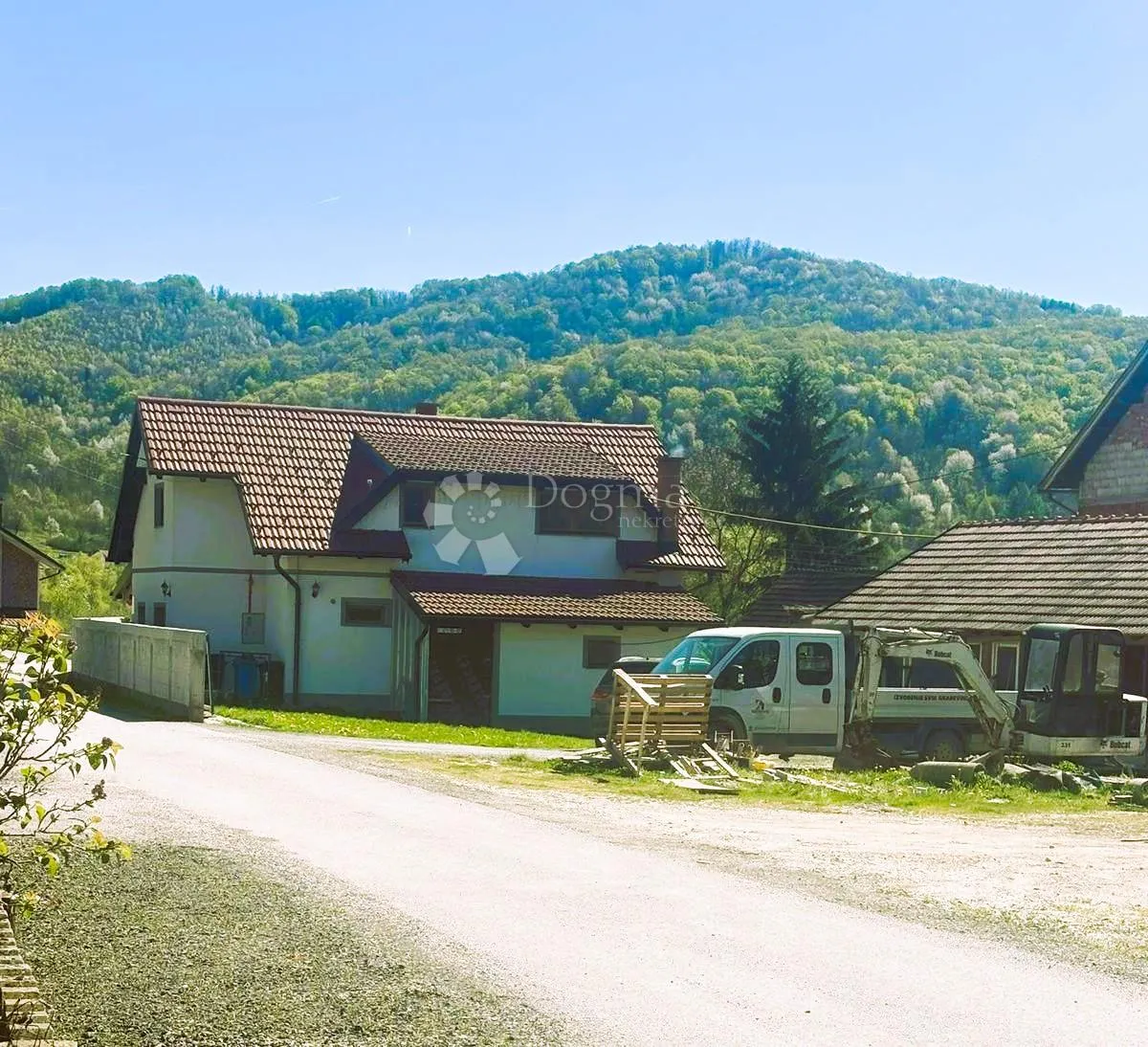 topla obiteljska kuća - boričevec toplički - slika 3