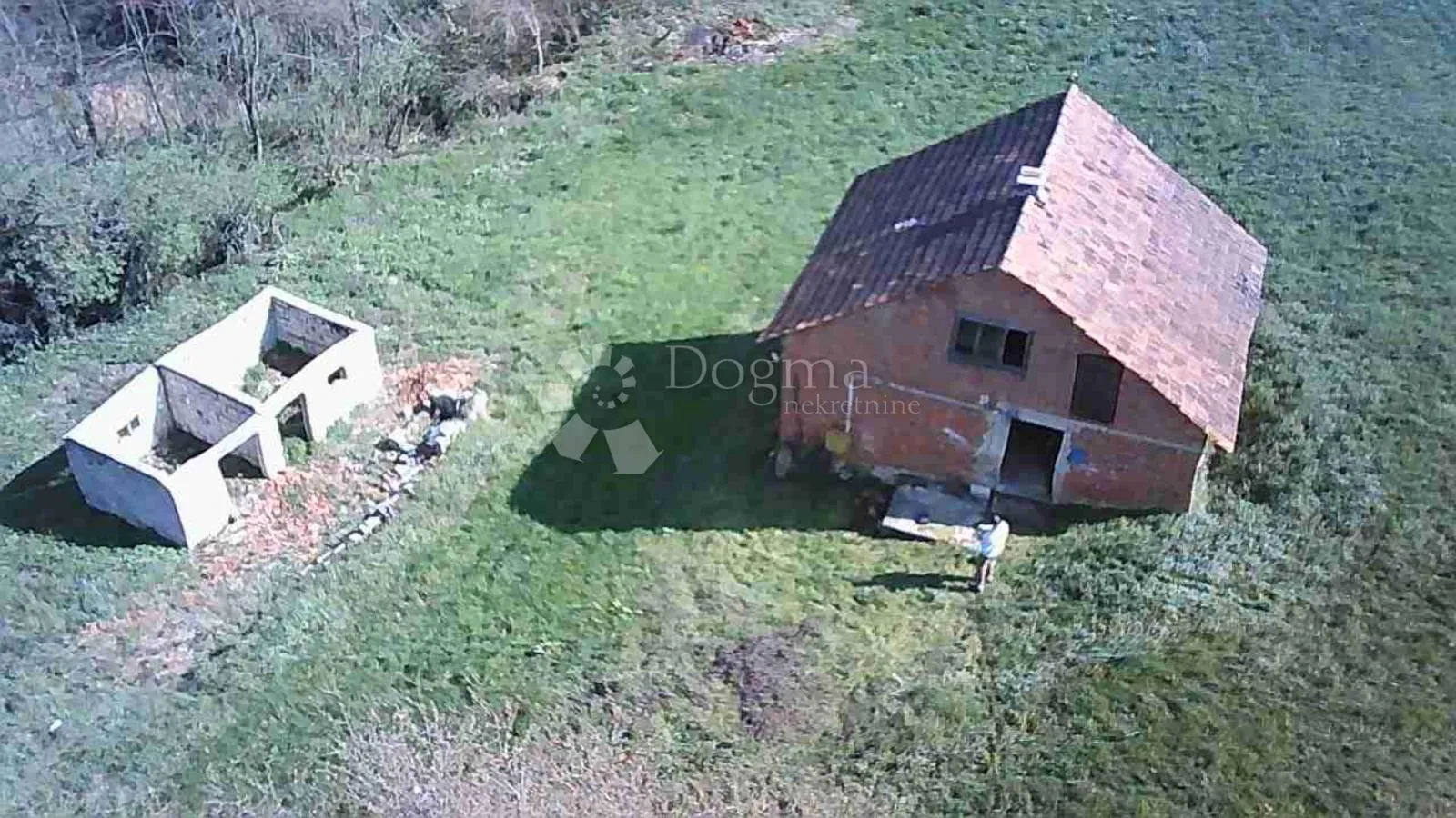 kuća za adaptaciju na 2.420m² zemljišta nadomak slovenije - slika 10