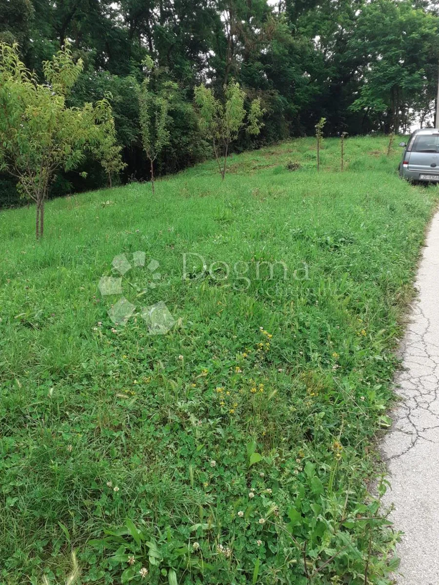 prodaje se parcela sa pogledom - slika 7