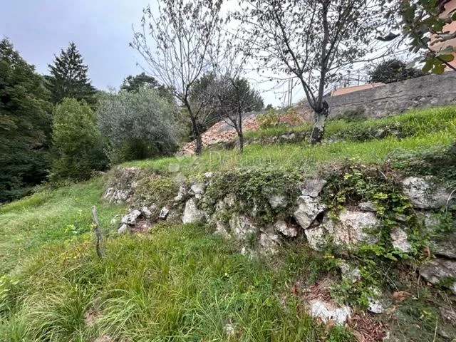 bregi-građevinski teren 665m2 - slika 4