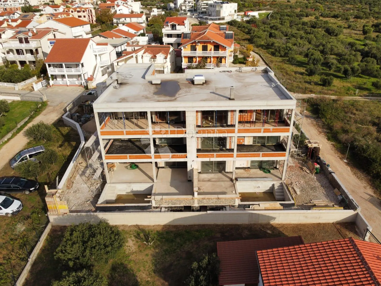 tribunj- 2.kat u novogradnji 250m od mora s pogledom - slika 10