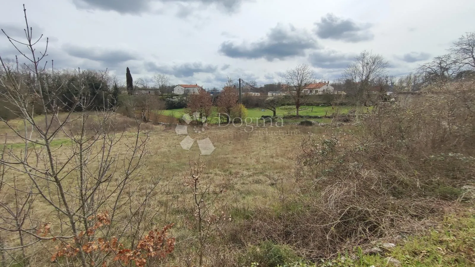zemljište za više kuća tinjan - slika 12