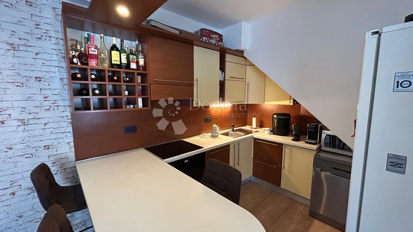 predivna renovirana kuća 160m2 - šišan - slika 5