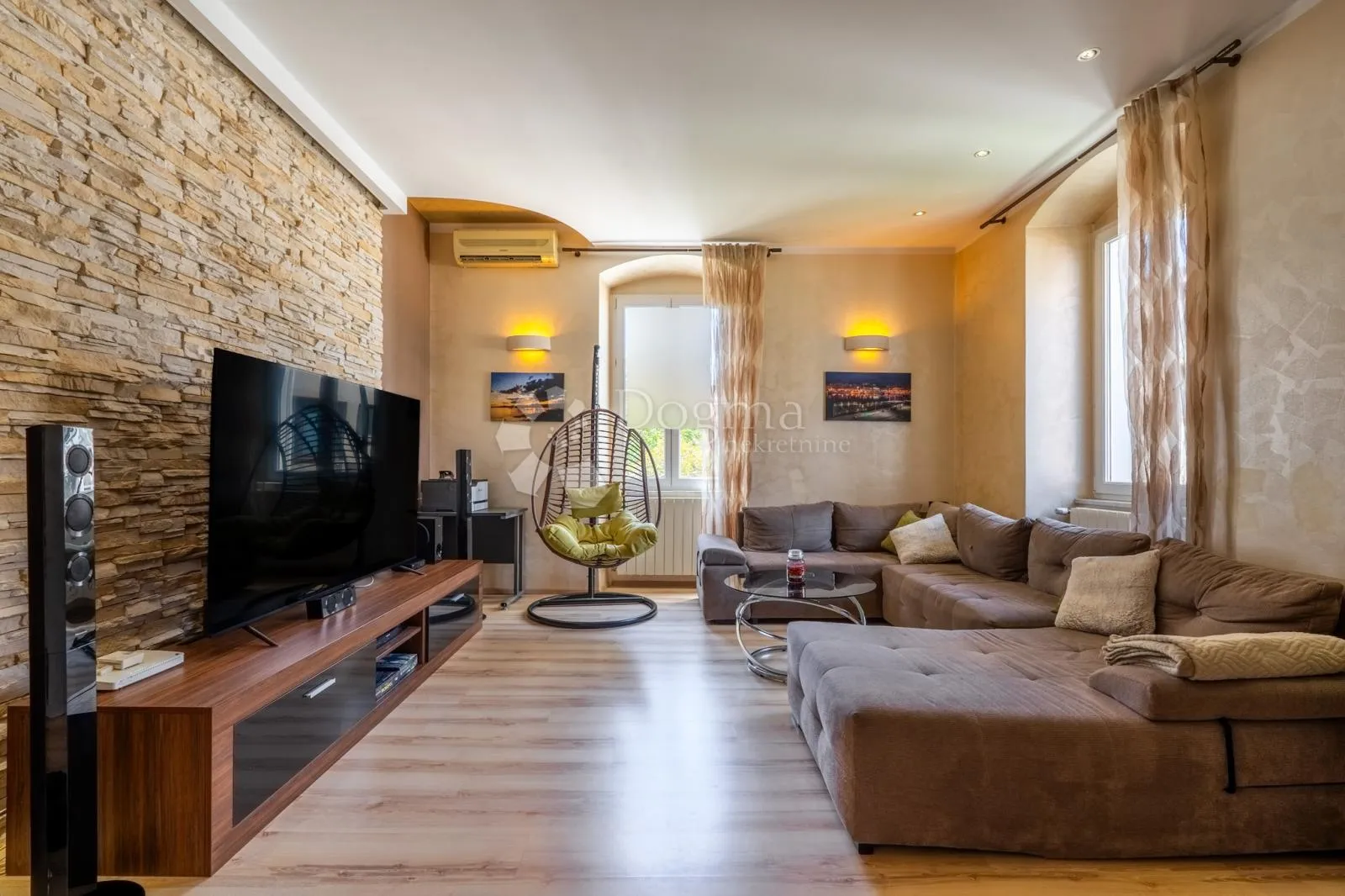 Centar – 108 m², moderan 3S+DB s parkingom - Rijeka