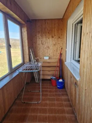 jako velika parcela sa dvije kuće - slika 8