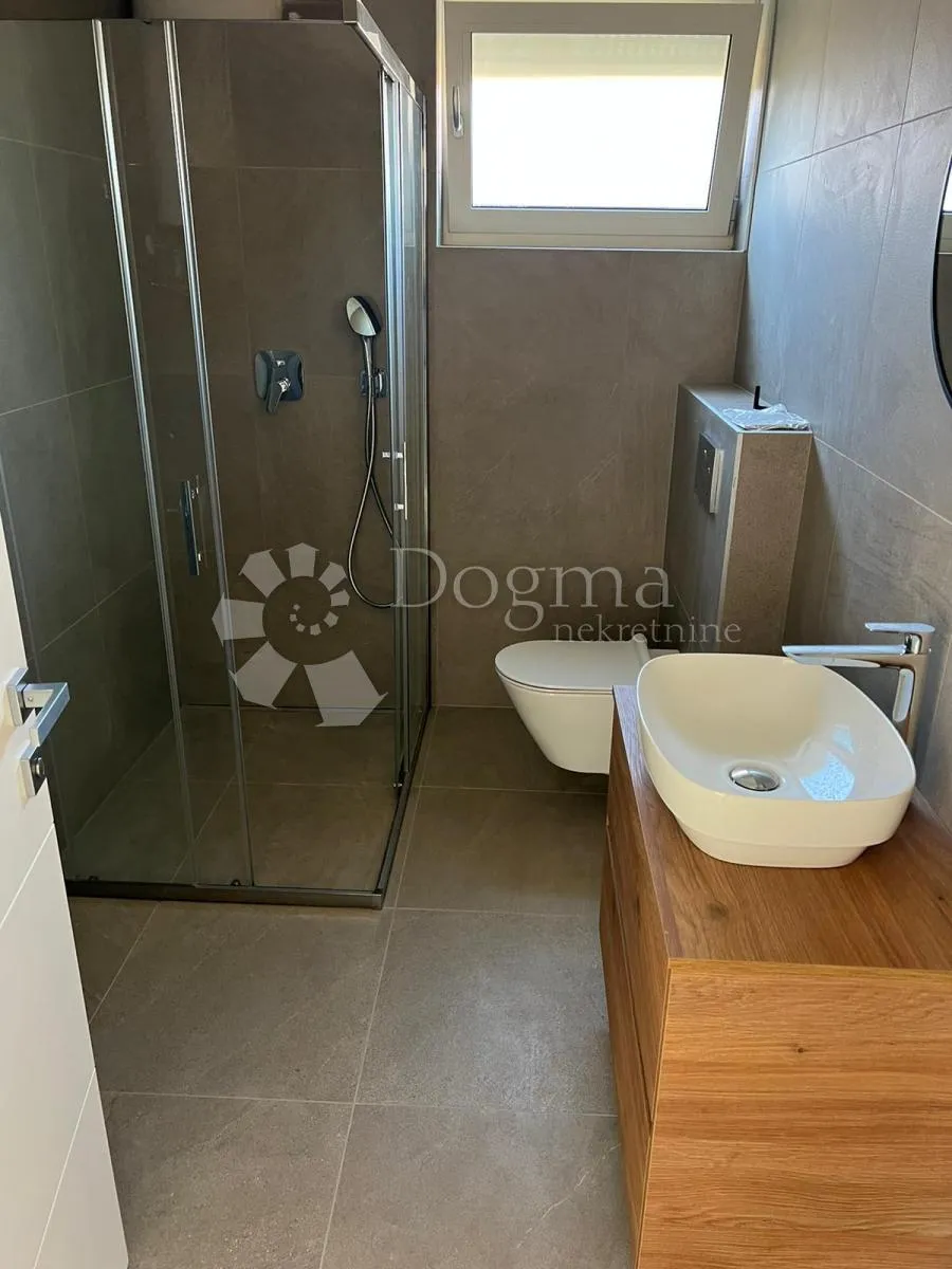 ekskluzivan penthouse u poreču - slika 5
