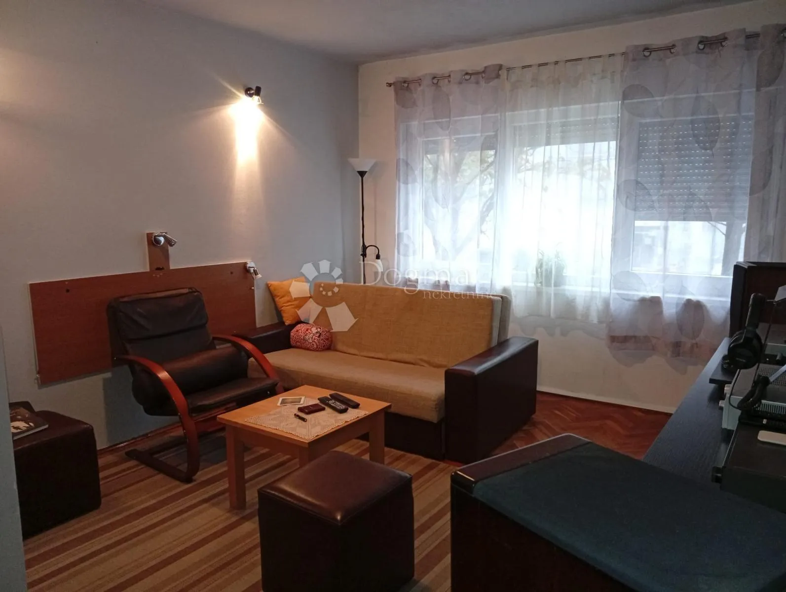 sisak, 56m2, hitno! - slika 9