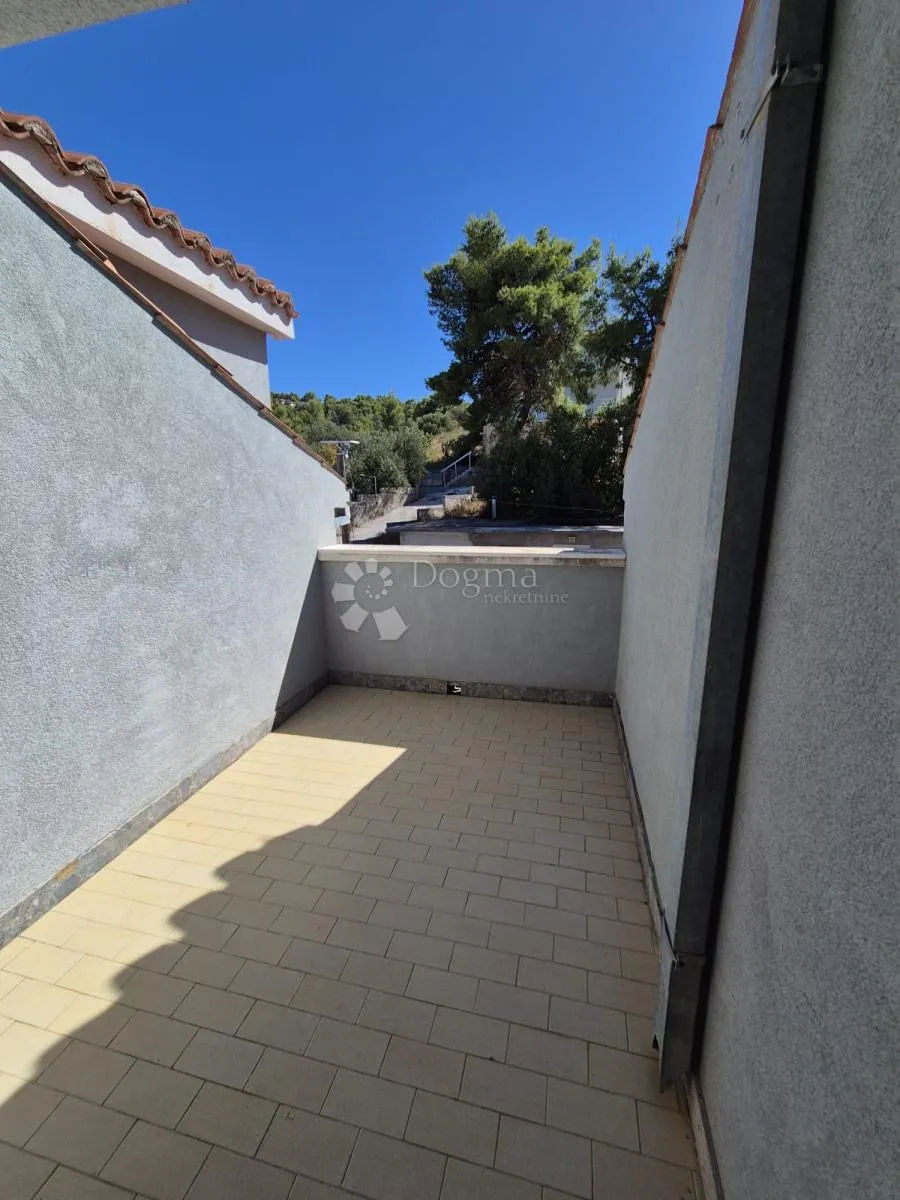 prostrana apartmanska kuća sa panoramskim pogledom na more - slika 50