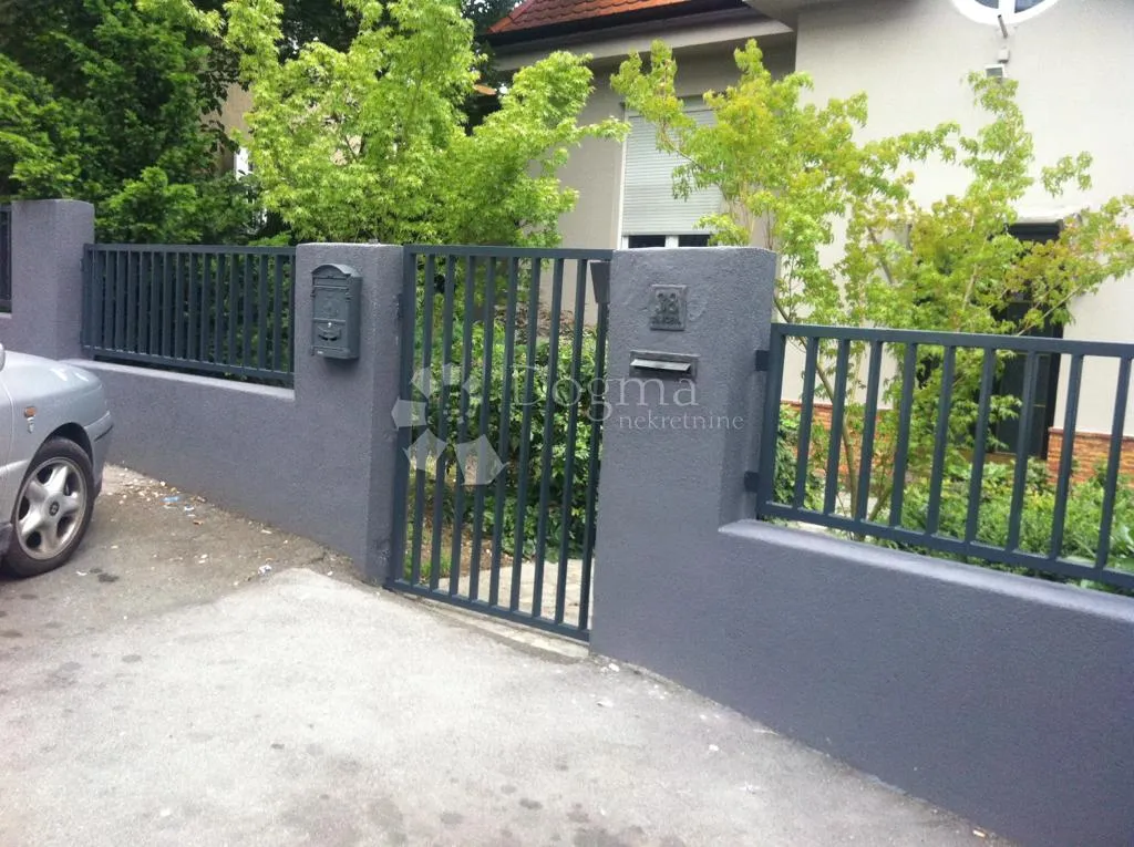 dragulj u blizini centra grada - slika 32