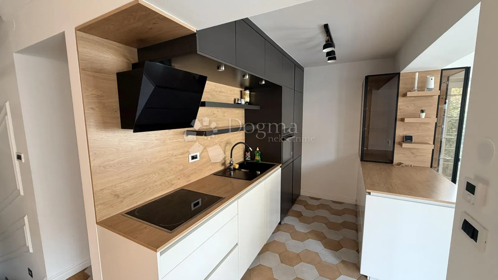 gračani, najam moderne vile s bazenom – 250 m² luksuza. - slika 20