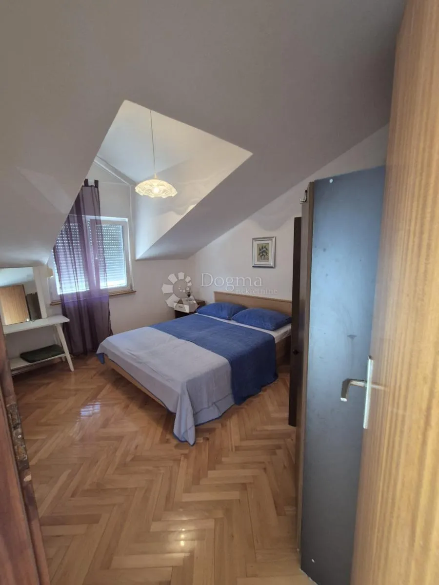 prostrana apartmanska kuća sa panoramskim pogledom na more - slika 47
