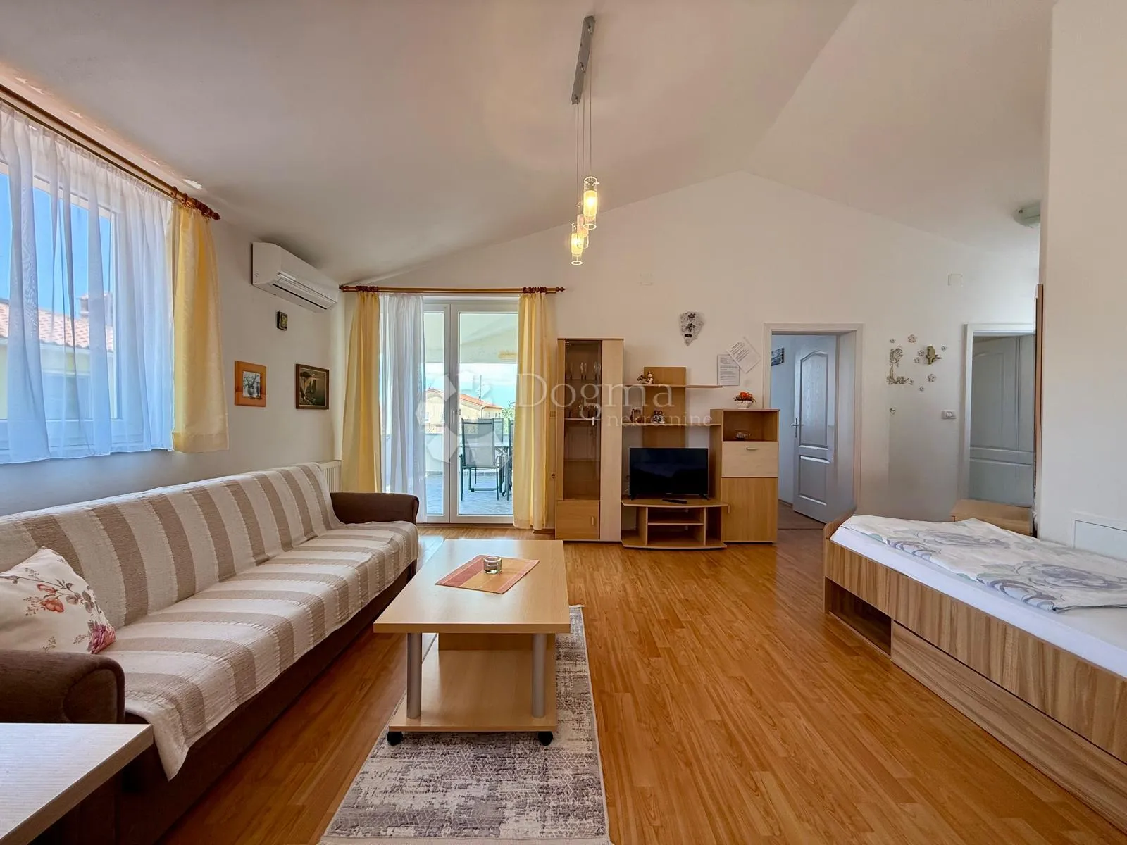 kuća s 3 apartmana i garažom blizu mora - fažana - slika 16