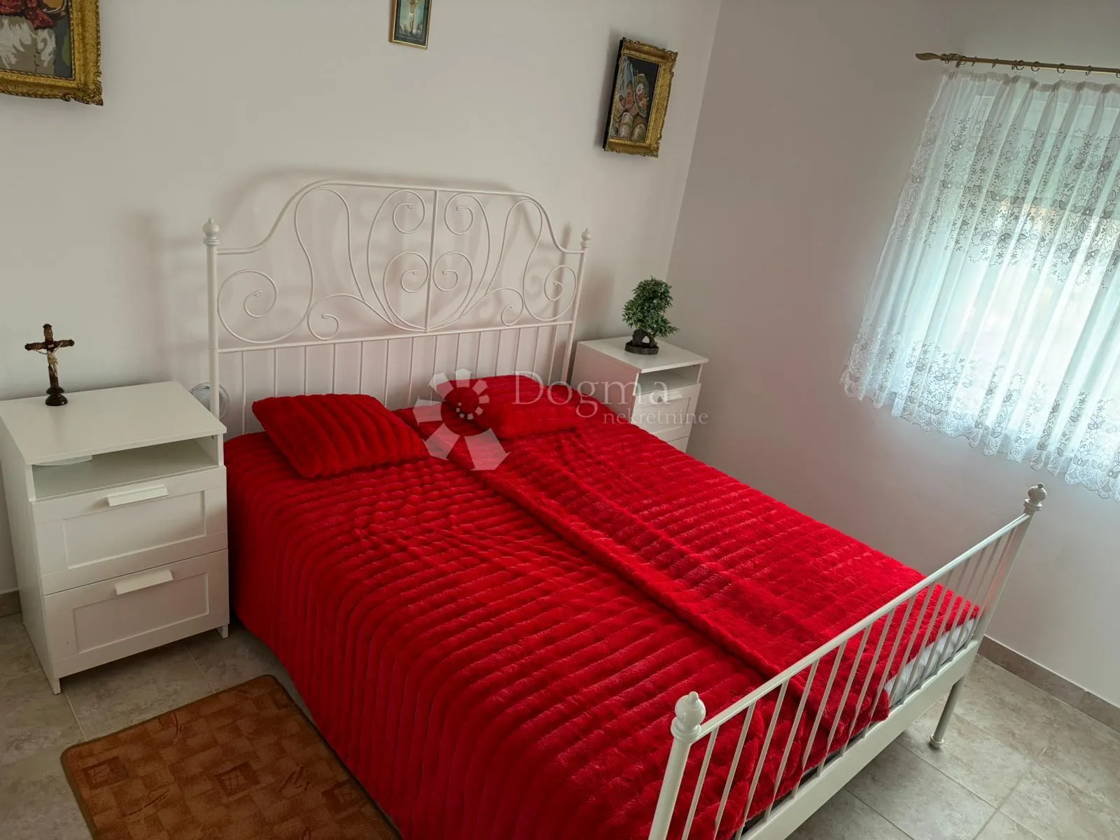 dvije samostojeće kuće na velikoj okućnici - slika 10
