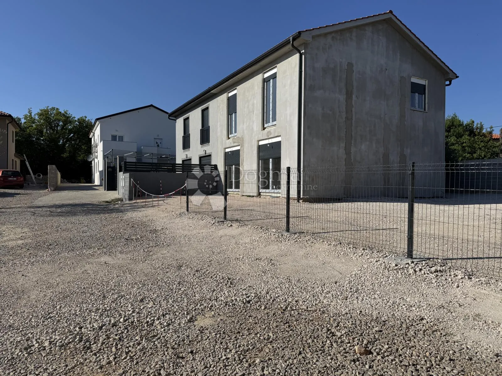 krk, novogradnja kuća s okućnicom - slika 12