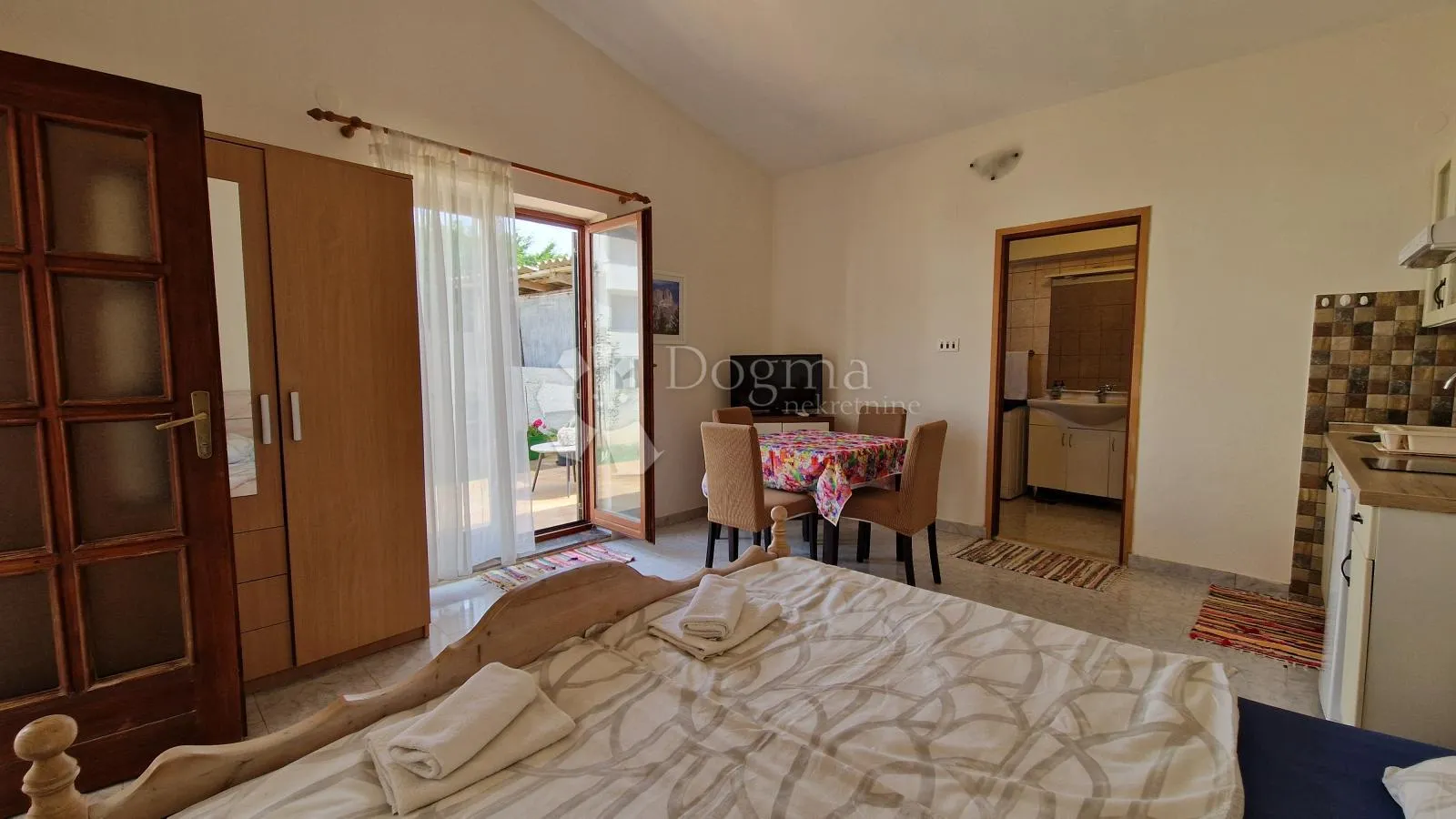 nova kuća u medulinu s 4 apartmana - 170m od mora - slika 5