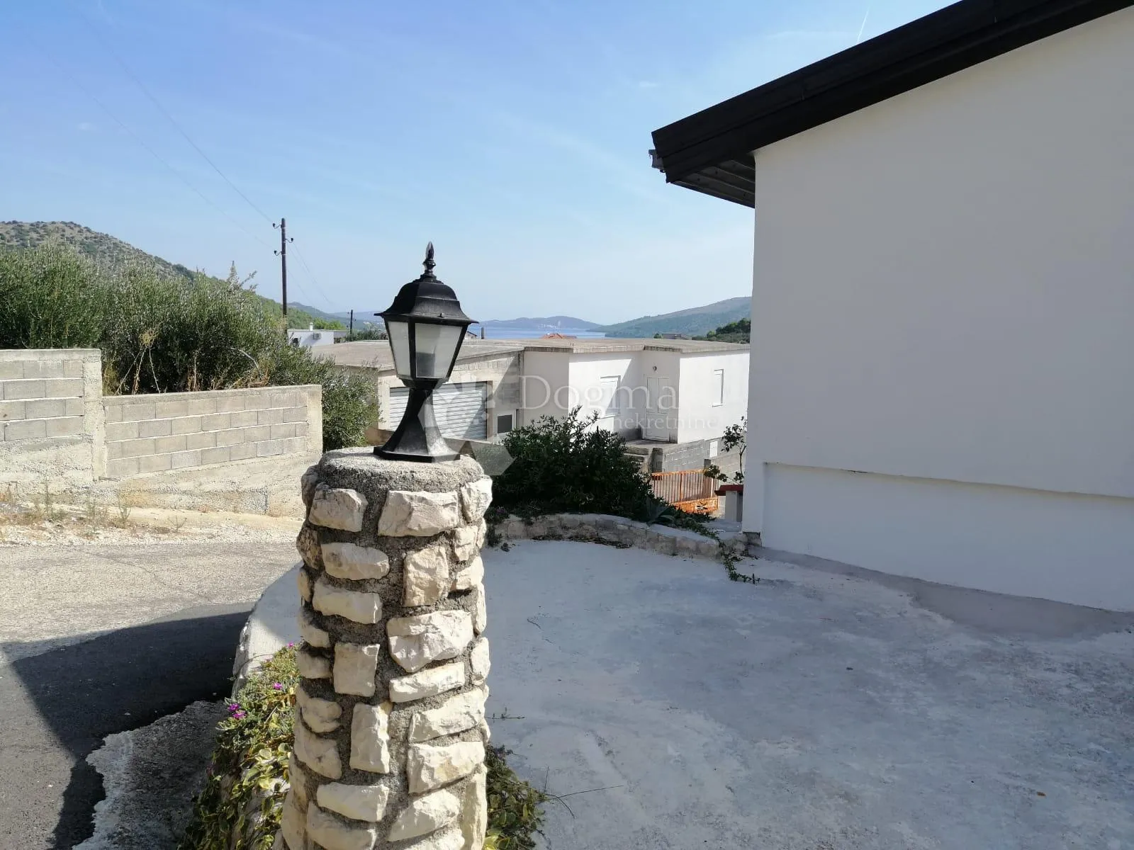 marina - kuća sa 4 apartmana i predivnim pogledom na more - slika 8
