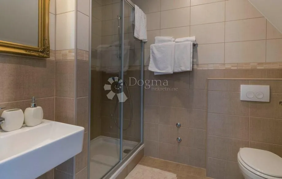 luksuzna kuća za odmor s 4* udobnostima - kutina, idealna investicija! - slika 9