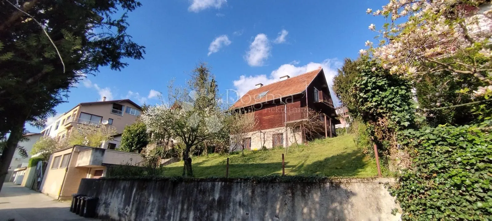 kuća na elitnoj lokaciji - slika 2
