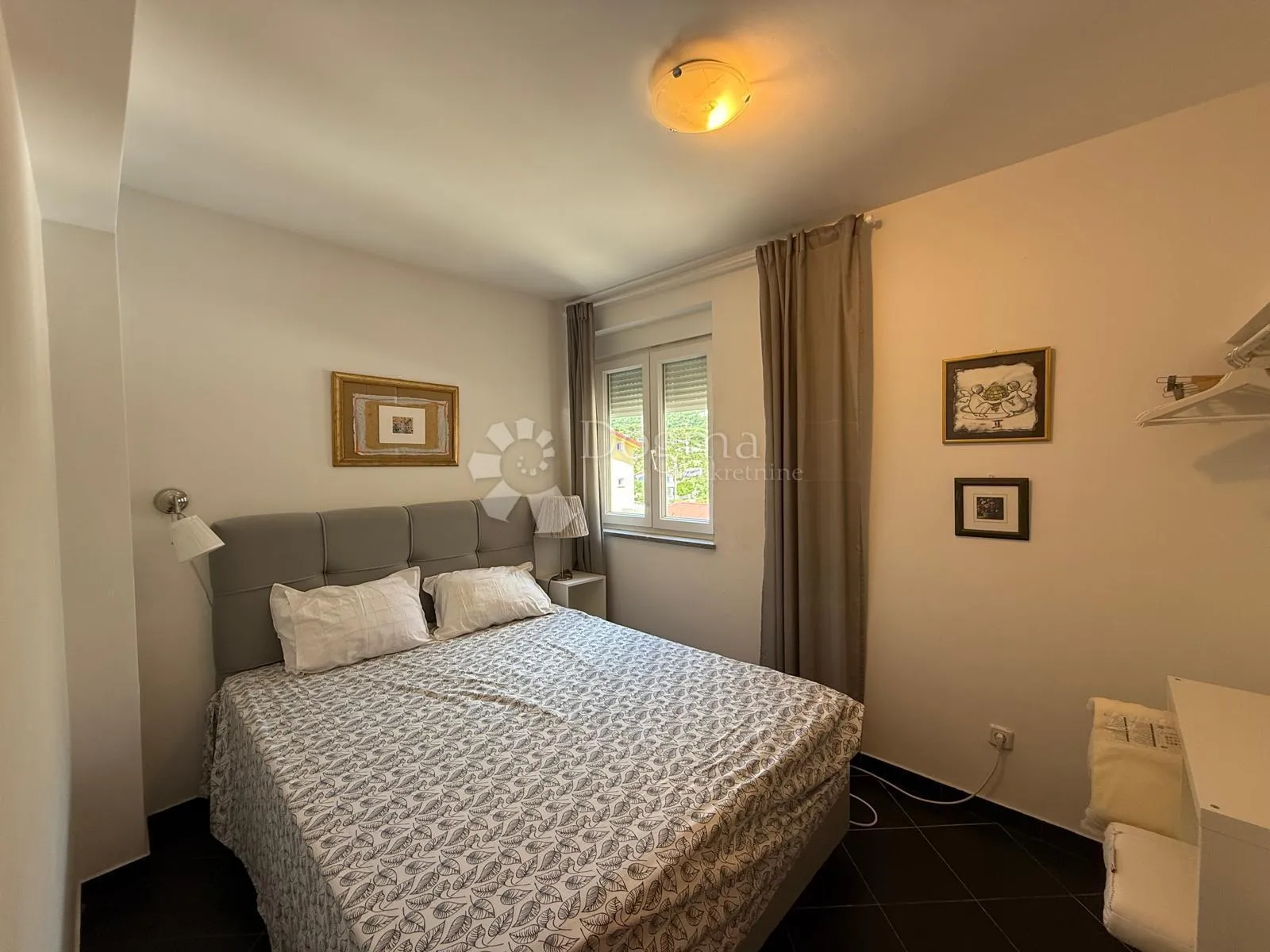 nov namješten apartman 200 m od mora sniženo - slika 14