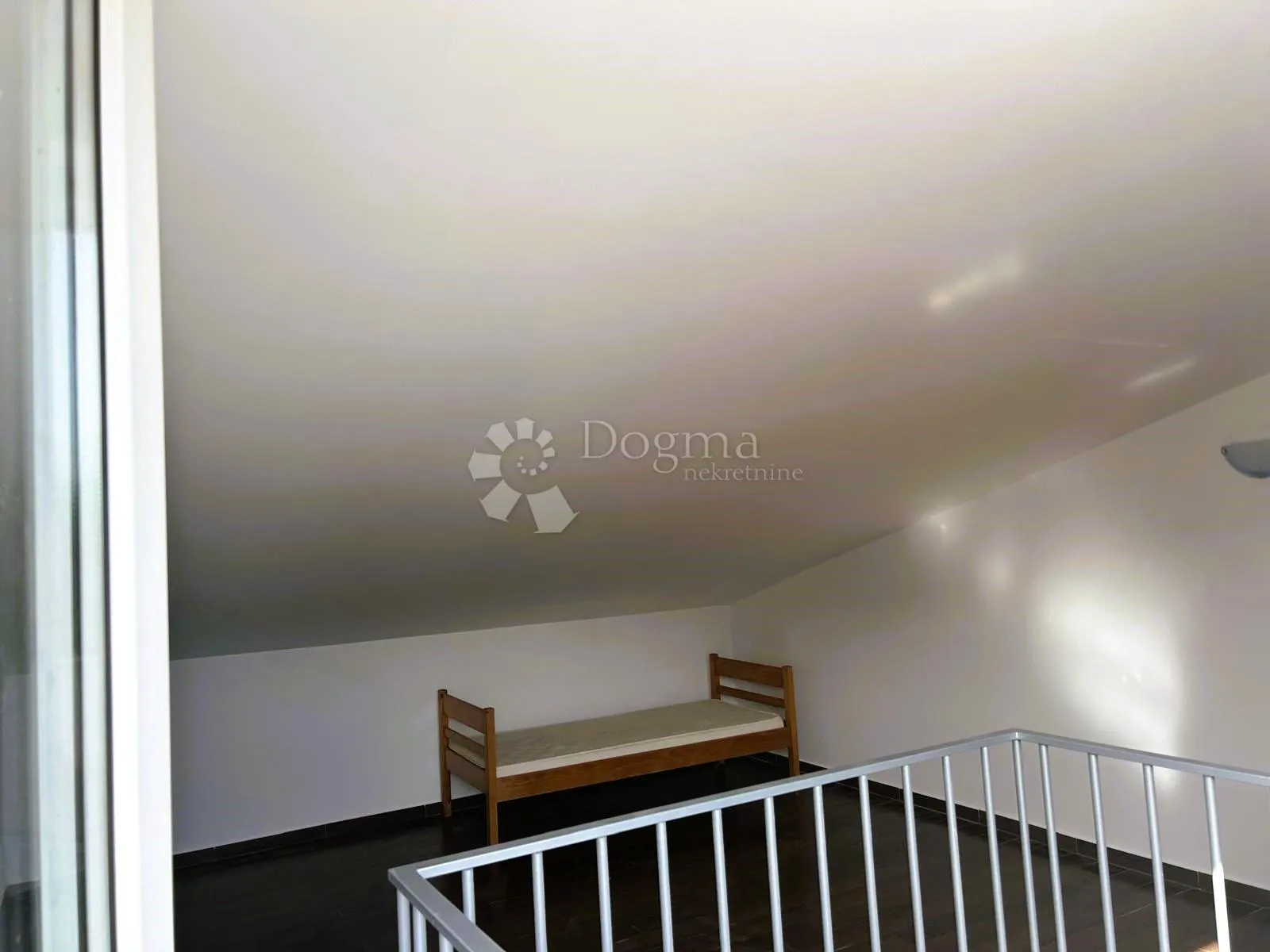 mir i more – apartman na dvije etaže - slika 21