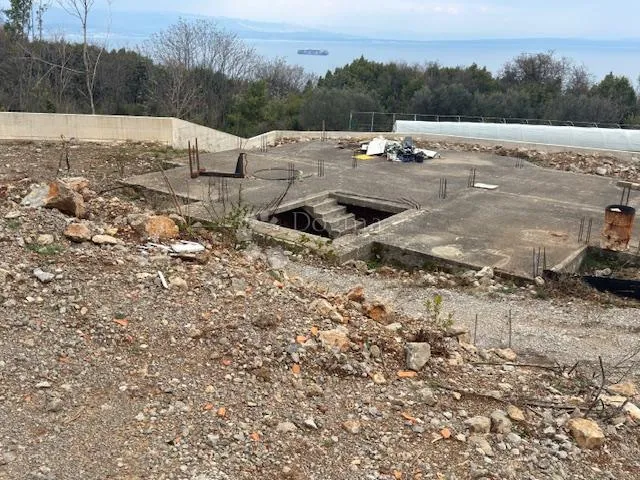 građevinsko zemljište ičići 905 m² – pogled na more - slika 4