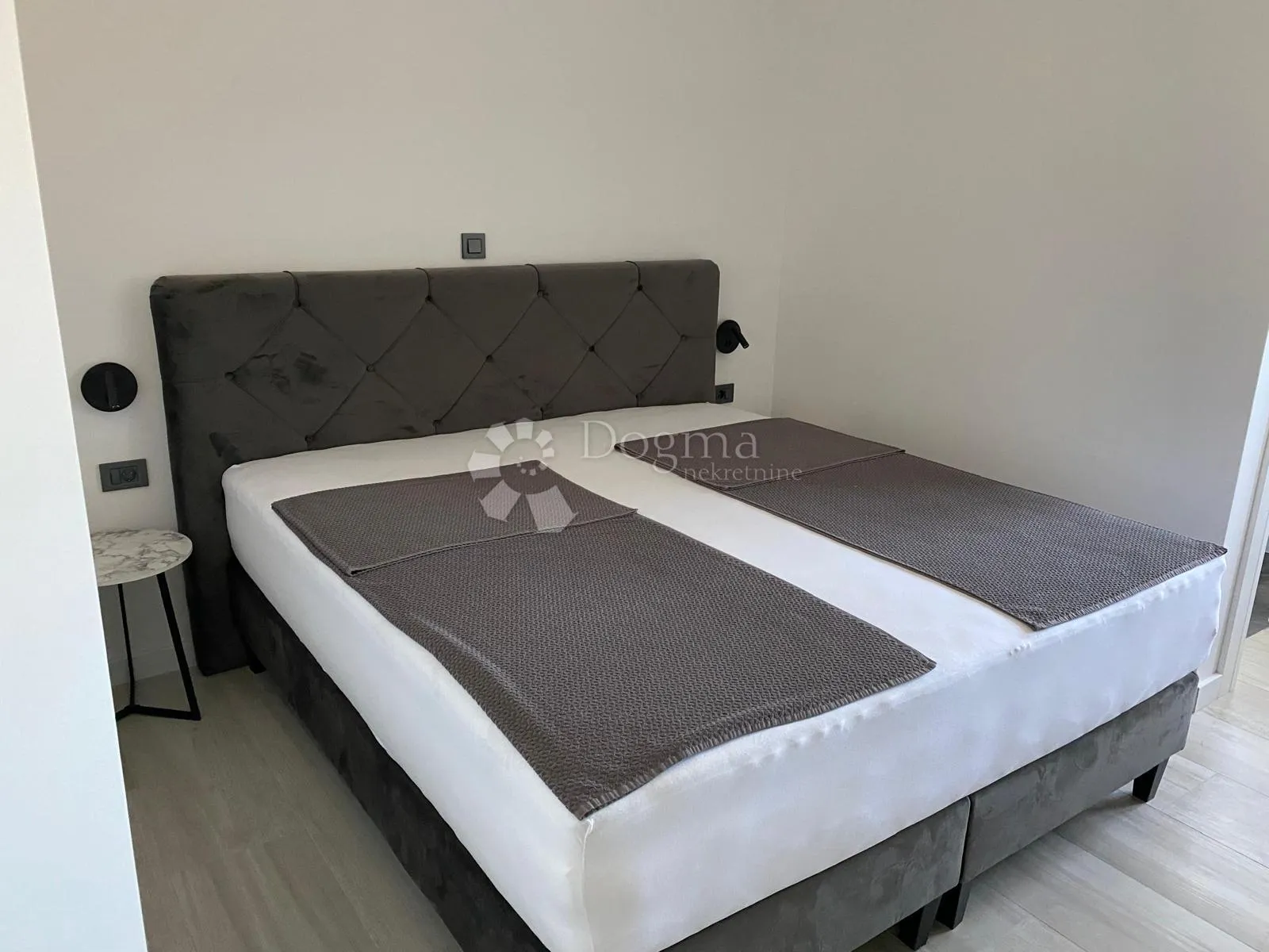 srima - luksuzna apartmanska kuća nadomak mora - slika 31