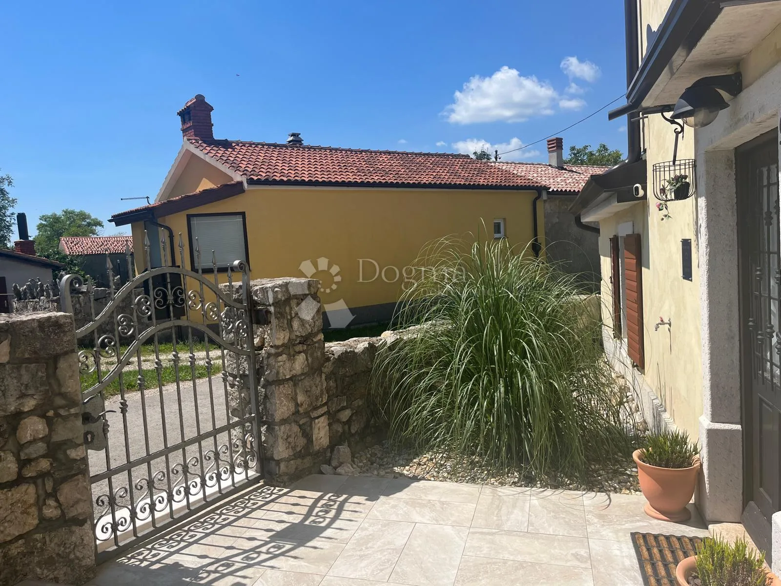 lupoglav -kuća sa bazenom - slika 5
