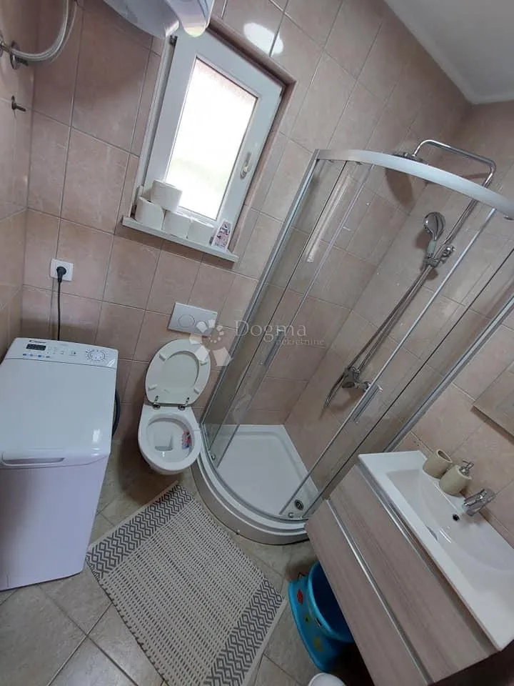 apartman s pogledom na more! - slika 7