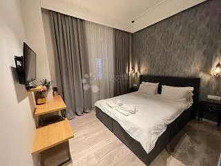 iznajmljujem tri sobe i dva apartmana u samom centru grada - slika 13