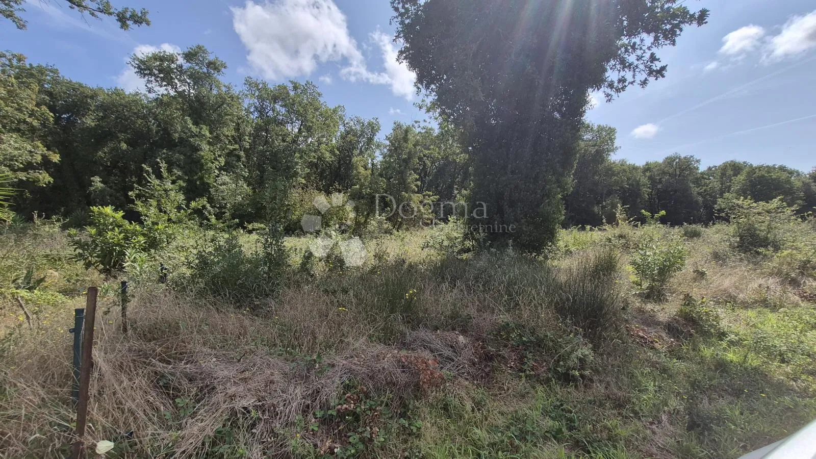 na prodaju je poljoprivredno zemljište površine 520 m2 - slika 4