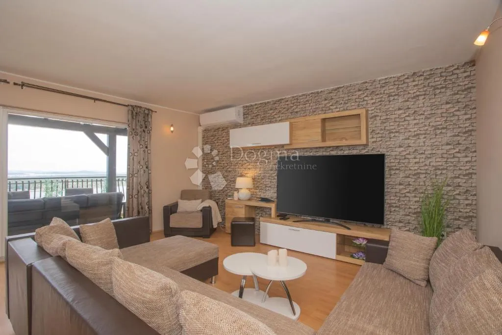 šibenik-penthouse s pogledom na more - slika 33