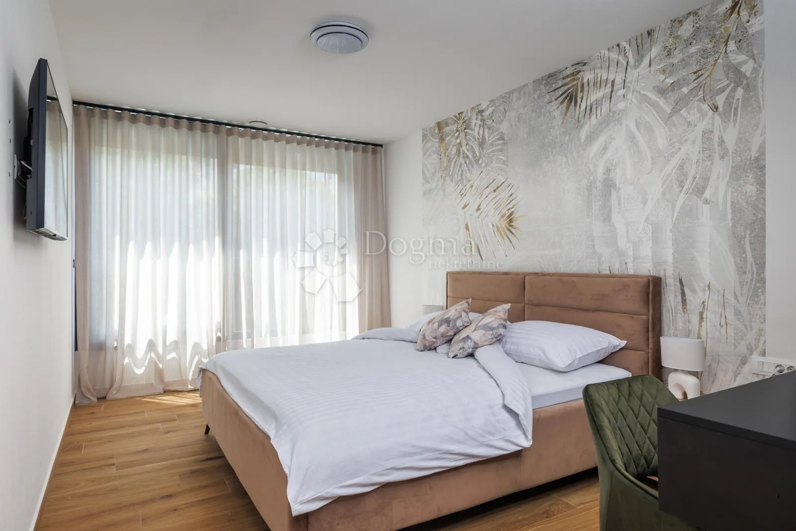 luksuzna villa s grijanim bazenom u okolici rovinja - slika 12