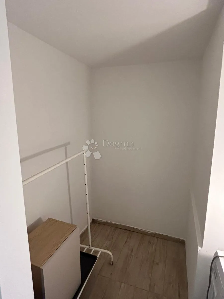 petrova | potpuno namješten stan | 29,02 m² - slika 10