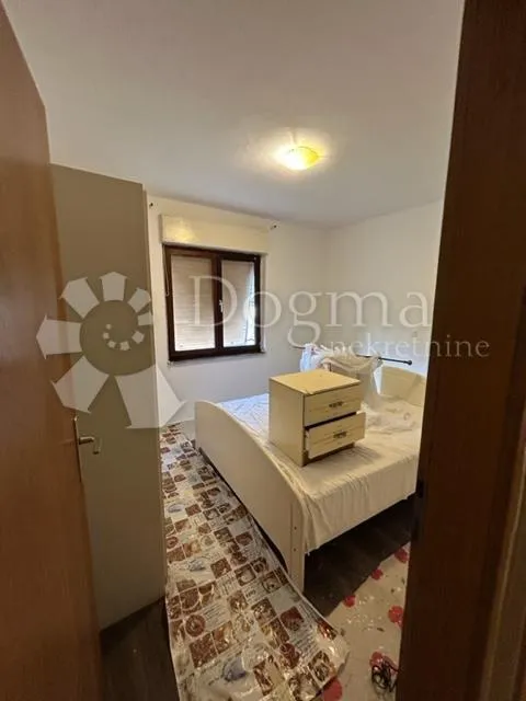 dva apartmana u privatnoj kući - slika 3