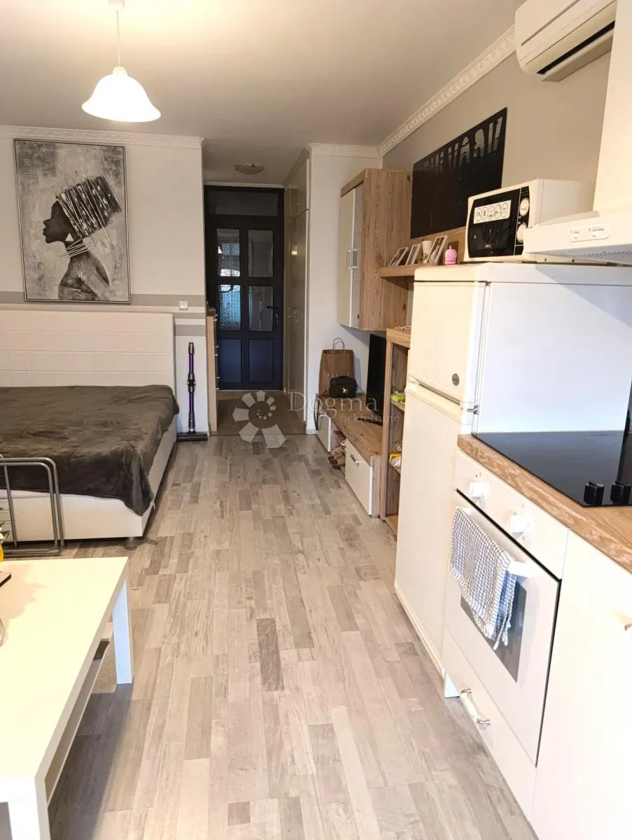 duga uvala – lijep apartman s velikom terasom 150 m od mora - slika 4