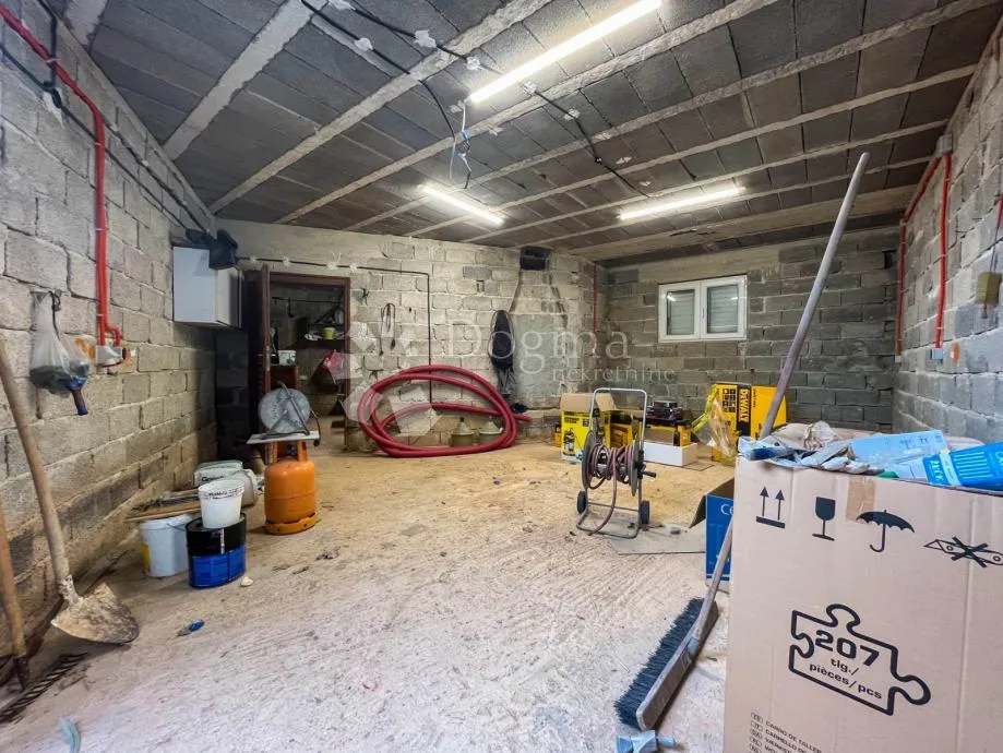 kuća, roh bau, ližnjan, pogled more - slika 15