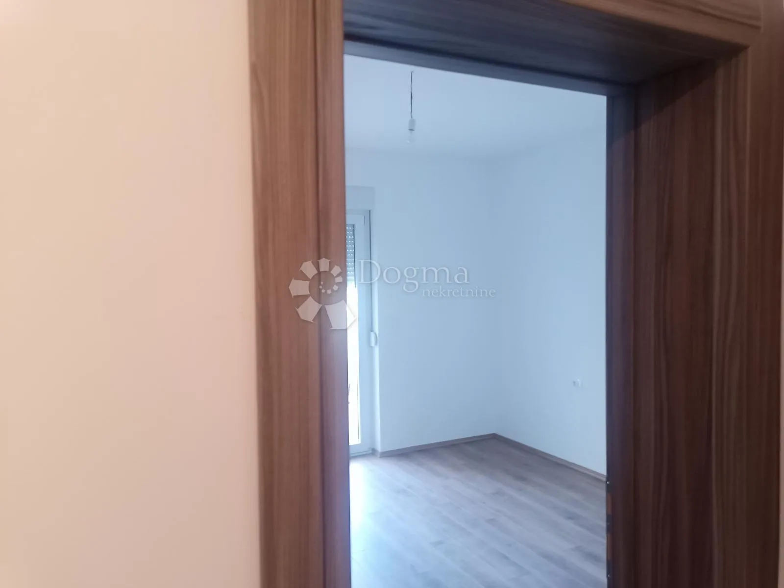 vodice - stan u prizemlju 126 m2 - slika 12