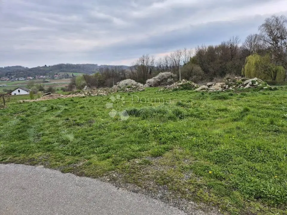 zemljište s idejnim projektom za gradnj kuće - slika 2