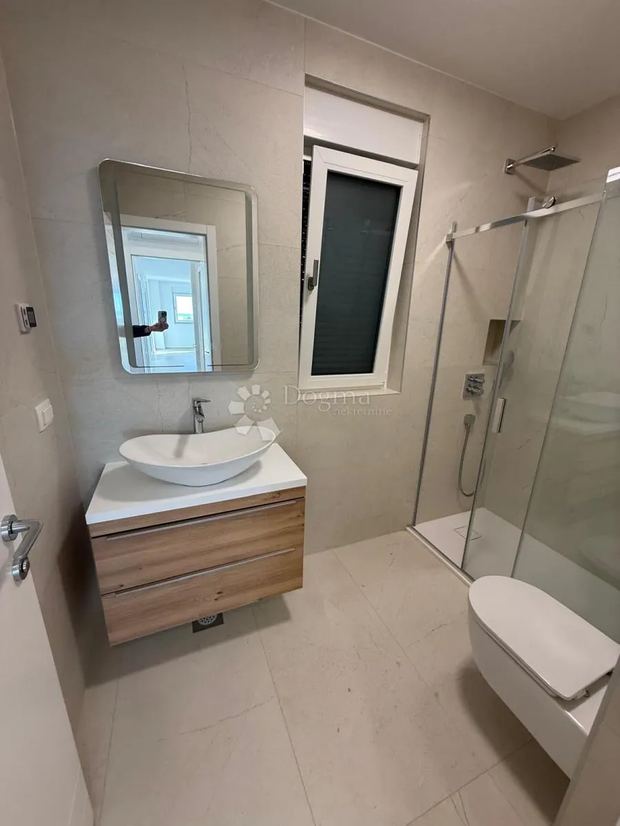 novogradnja apartman s pogledom na more plaža babe - slika 9