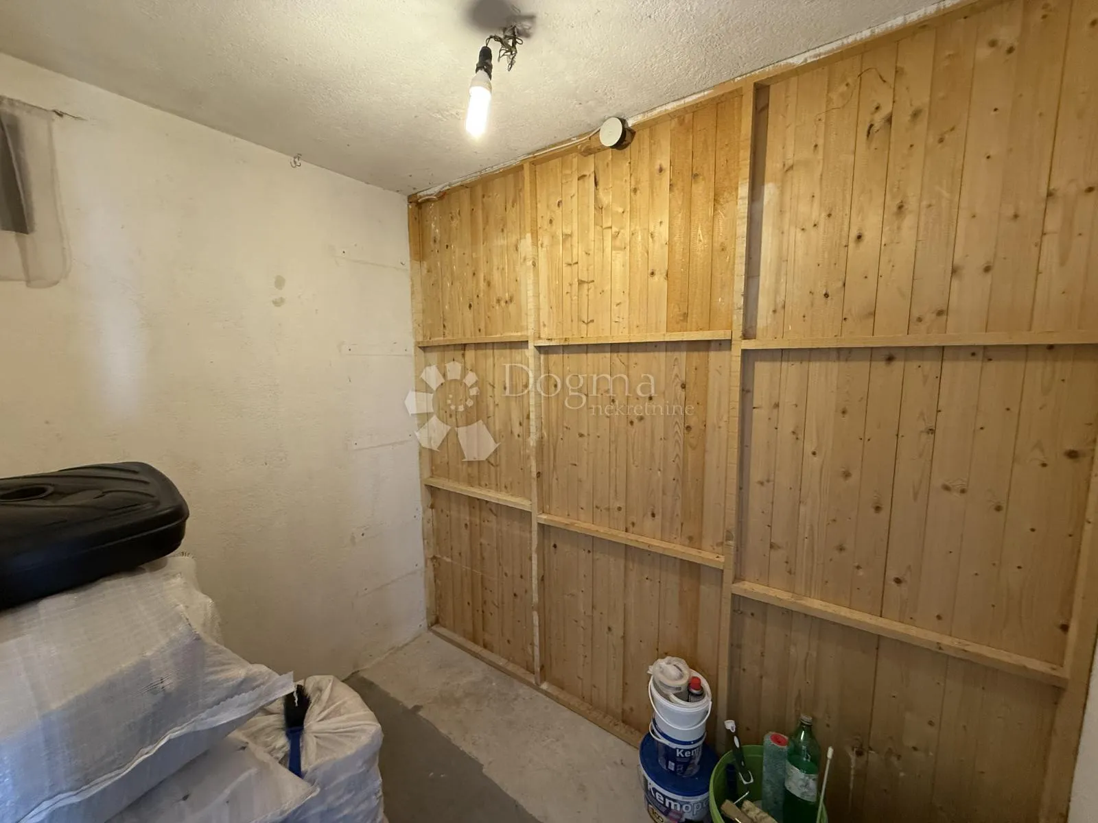 dva apartmana, marušići - slika 9