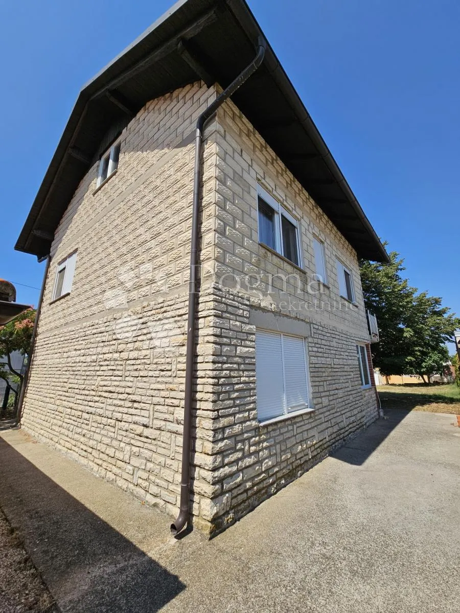 kuća u kakmi, 6 km od mora - slika 1