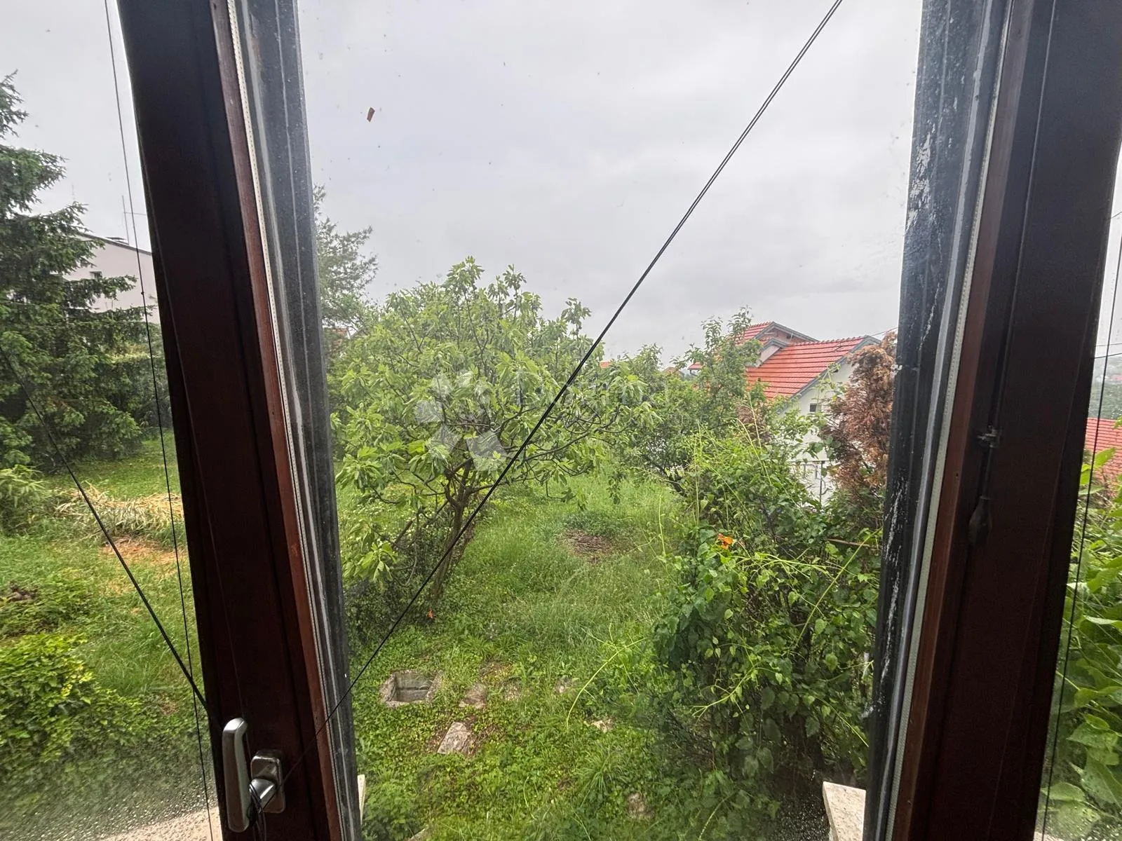 mikulići – odlična investicija, kuća 283 m² s velikim potencijalom - slika 10