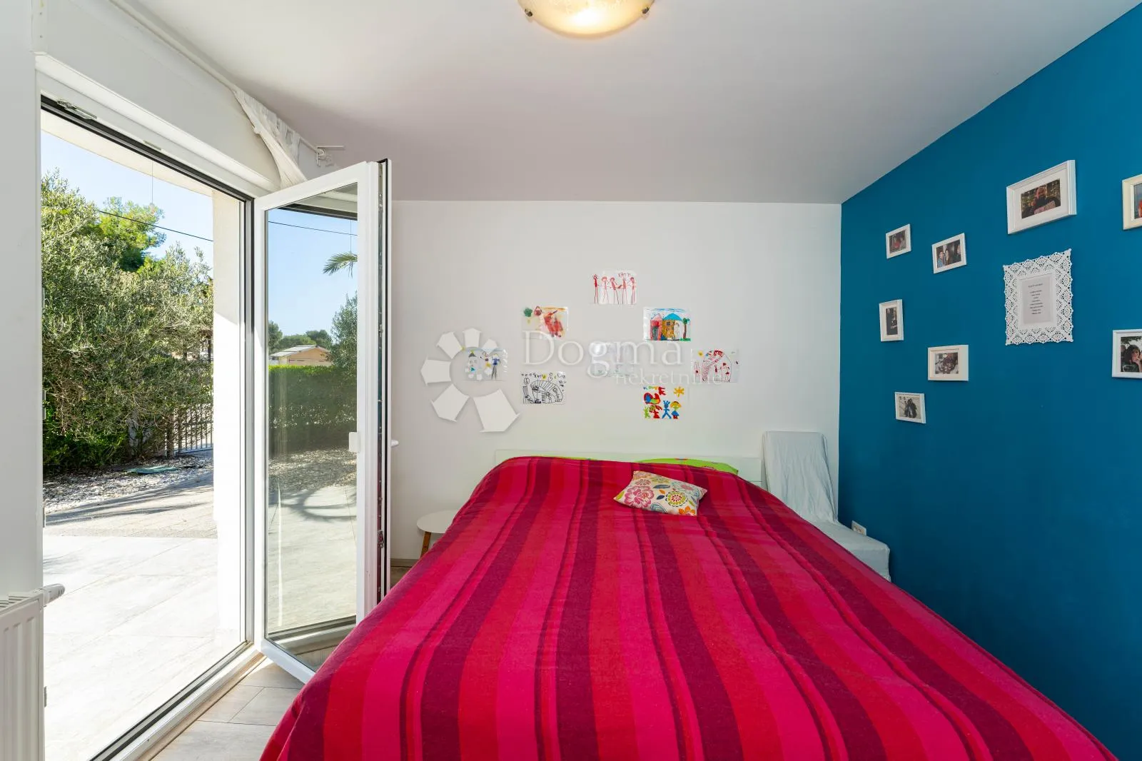zaton-nin,luksuzna apartmanska kuća uz plažu,3 apartmana,pogled na more - slika 28