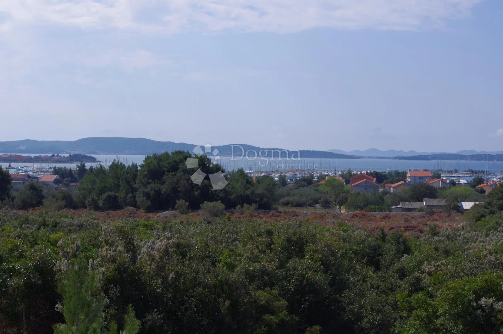 građevinsko zemljište s pogledom na more – sukošan, 11.845 m² - slika 2